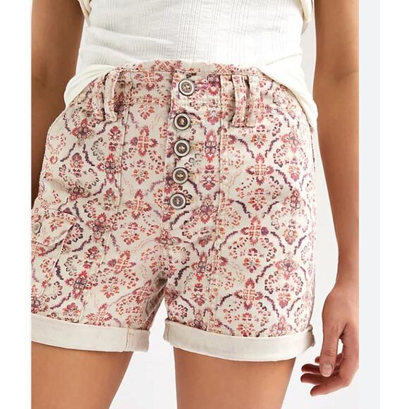 NWT Anthropologie Pilcro The Wanderer Shorts in Boho Medallion Print sz 32 - Picture 1 of 11
